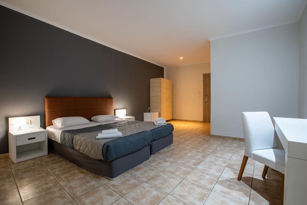 Arkadianos Aparthotel Agios Sostis  Ngoại thất bức ảnh