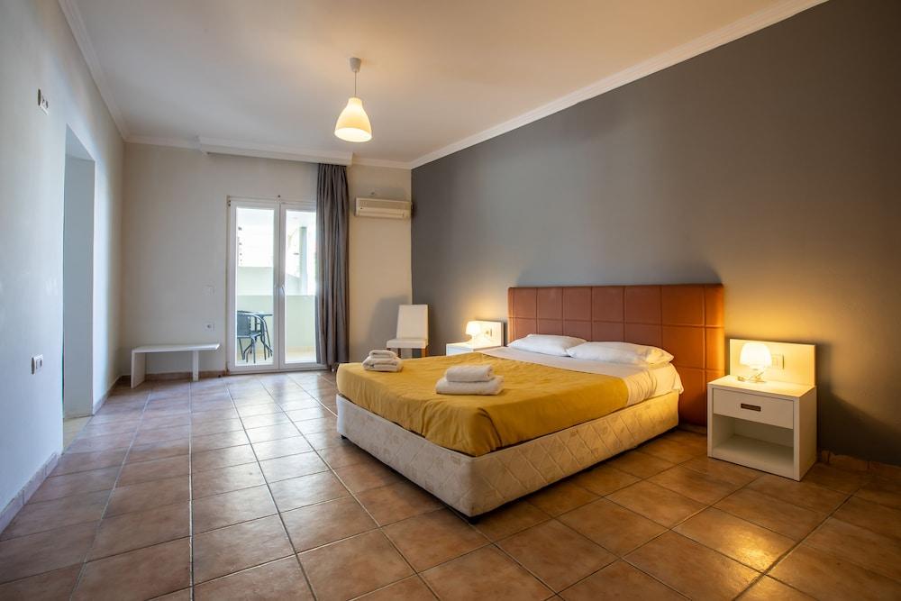 Arkadianos Aparthotel Agios Sostis  Ngoại thất bức ảnh