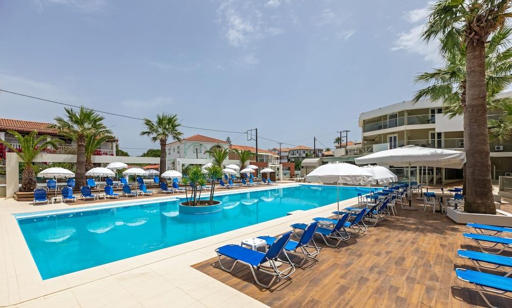 Arkadianos Aparthotel Agios Sostis  Ngoại thất bức ảnh