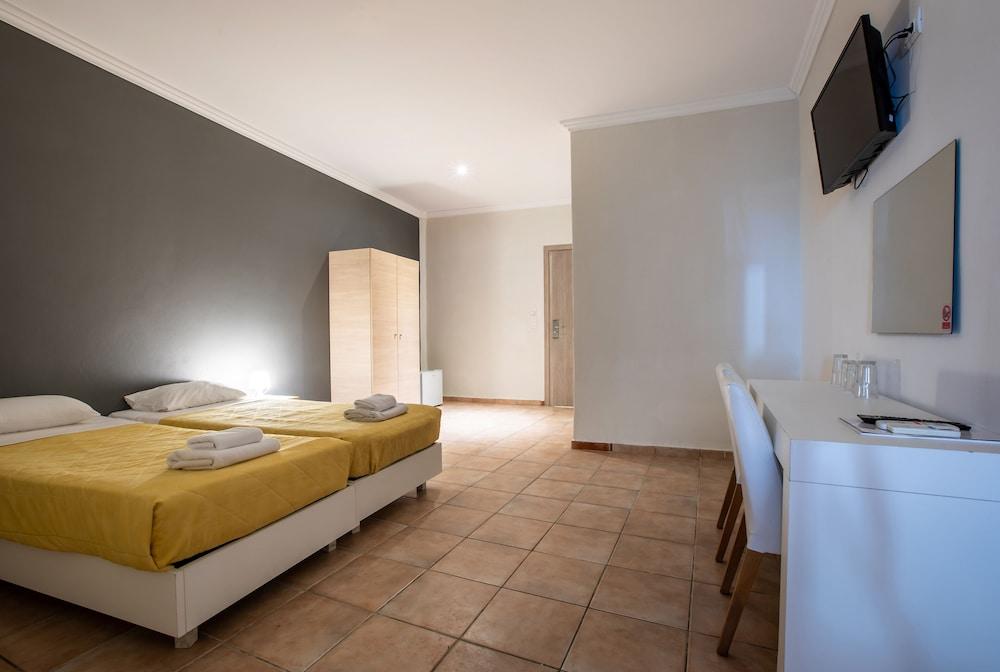 Arkadianos Aparthotel Agios Sostis  Ngoại thất bức ảnh