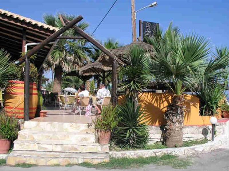 Arkadianos Aparthotel Agios Sostis  Ngoại thất bức ảnh