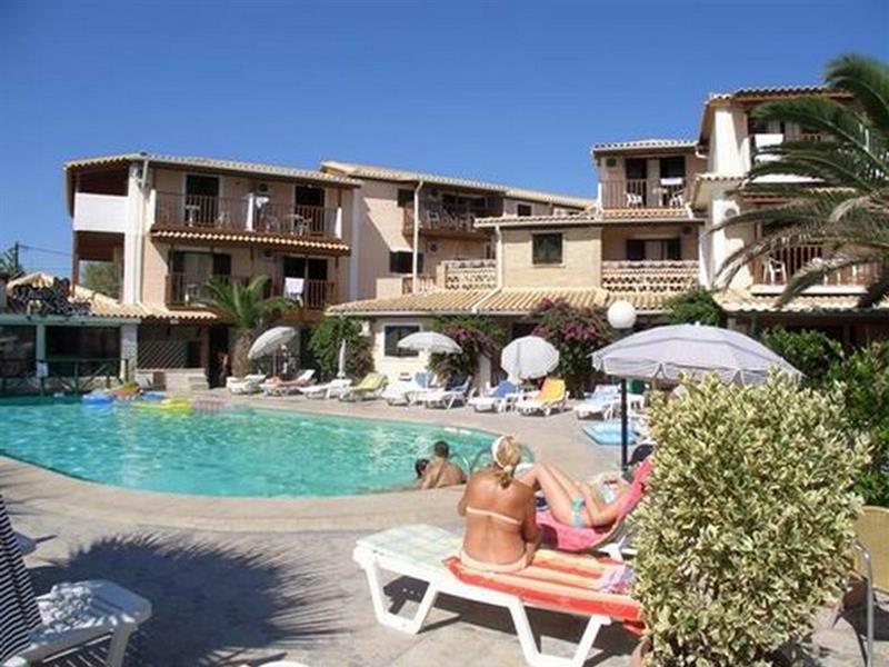 Arkadianos Aparthotel Agios Sostis  Ngoại thất bức ảnh